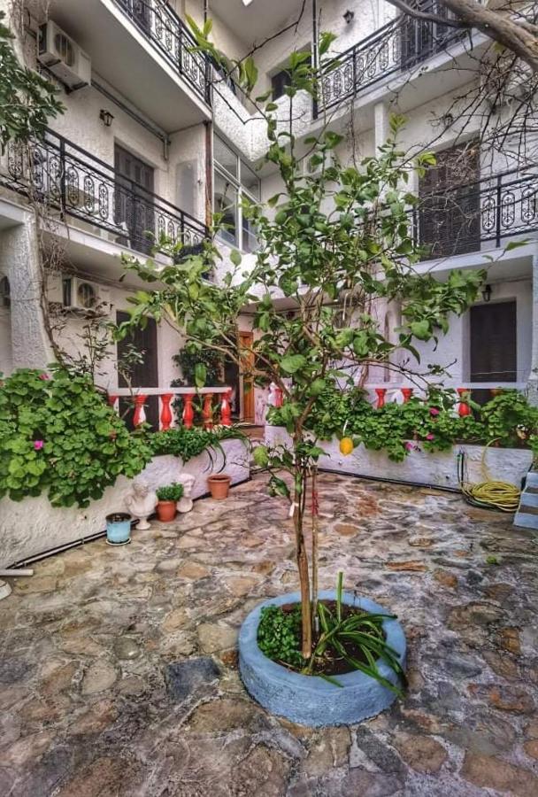 Odysseas Hotel Samos Extérieur photo