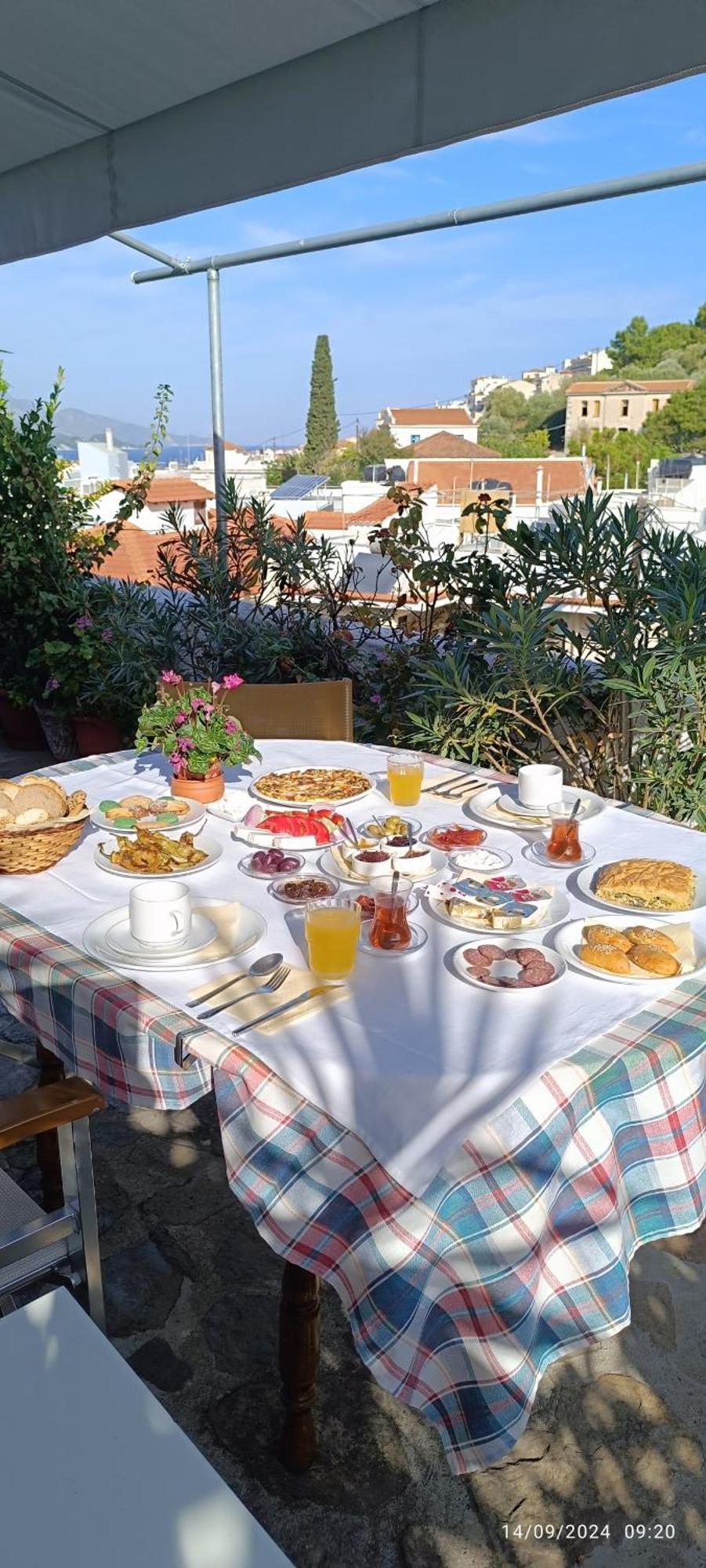 Odysseas Hotel Samos Extérieur photo