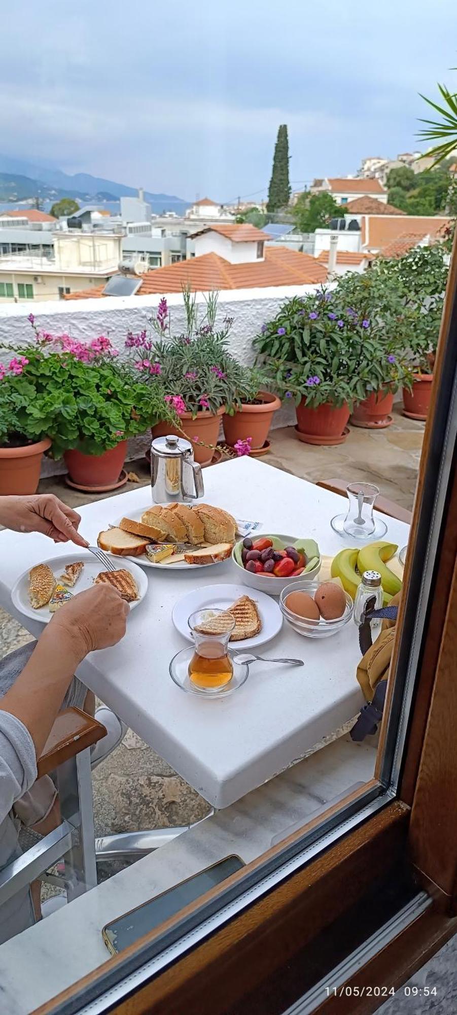 Odysseas Hotel Samos Extérieur photo