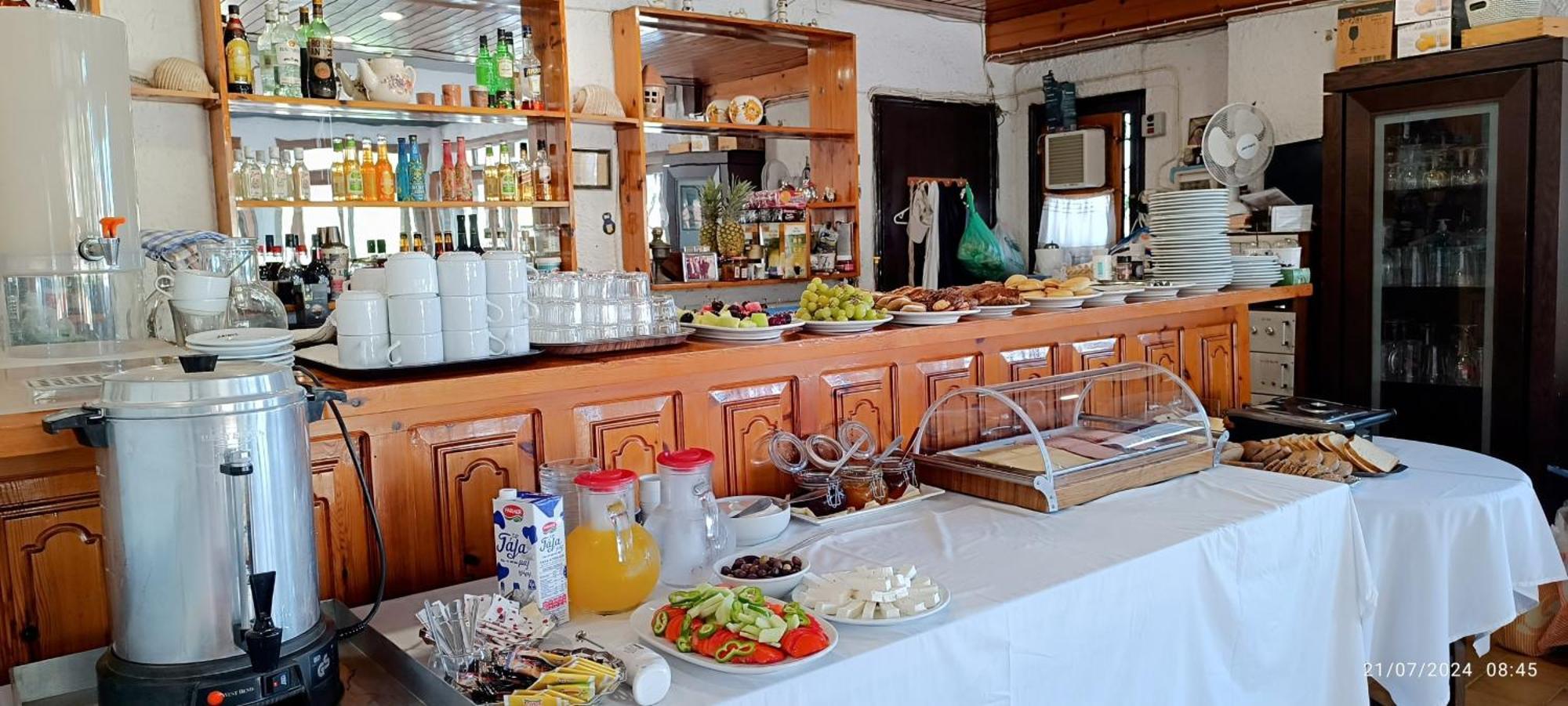 Odysseas Hotel Samos Extérieur photo